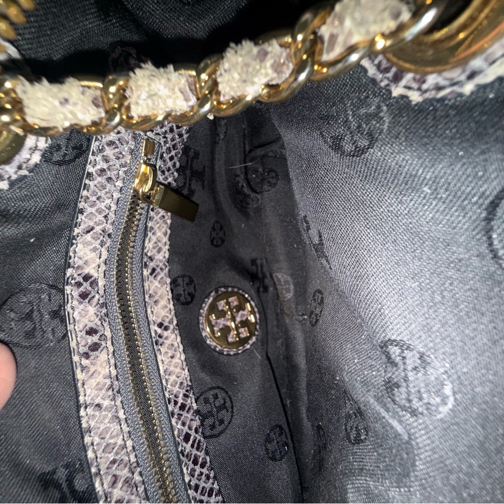 Tory Burch Gray Snakeskin Shoulder Bag - Picture 9 of 12